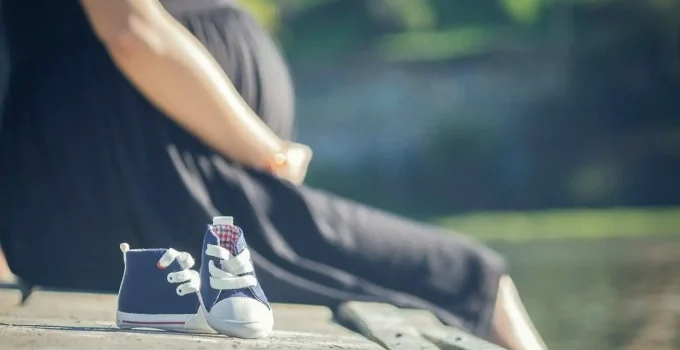 The Mindful Mother: Practicing Mindfulness in Motherhood