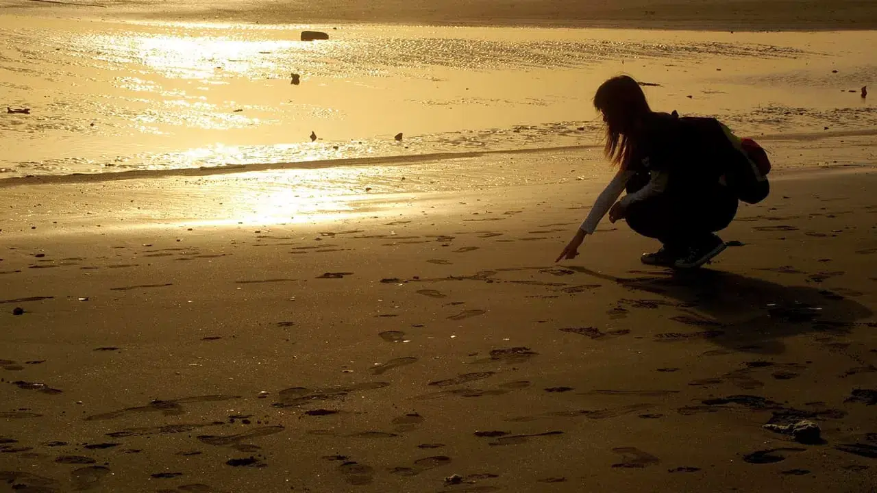 The Power of Now by Eckhart Tolle: Chapter Summaries