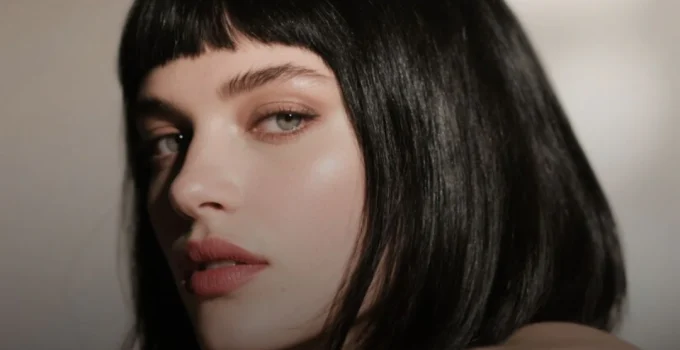 10 Warning Signs of A Psychopath: Unmask This Predator