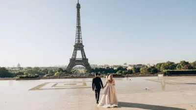 Love And Neuroscience: What Happens To A Brain In Love