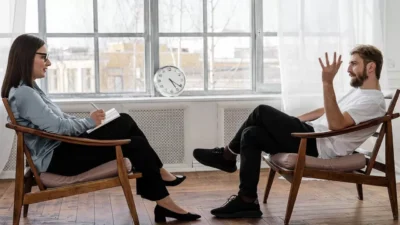 What Do Mental Health Clinicians Do: Role, Career, & Salary
