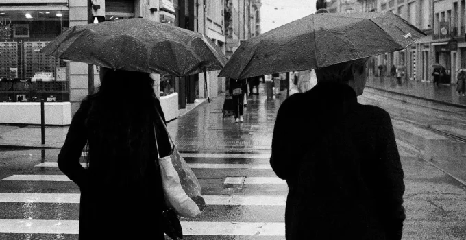 21 Signs A Narcissist Is Done With You & Planning Their Exit