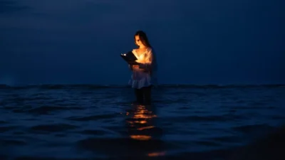 7 Books On Loneliness: For The Alone Ones During Holidays