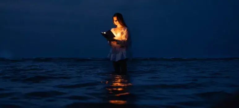 6 Best Books To Understand & Overcome Loneliness