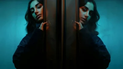 Why Can’t Narcissists Stop Looking at Themselves?