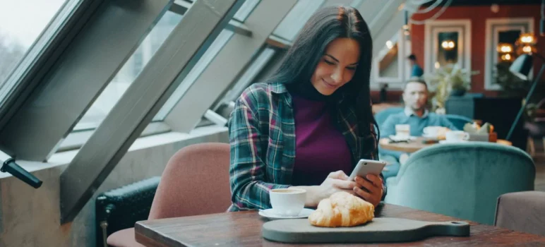 is checking your partner's phone a relationship red flag